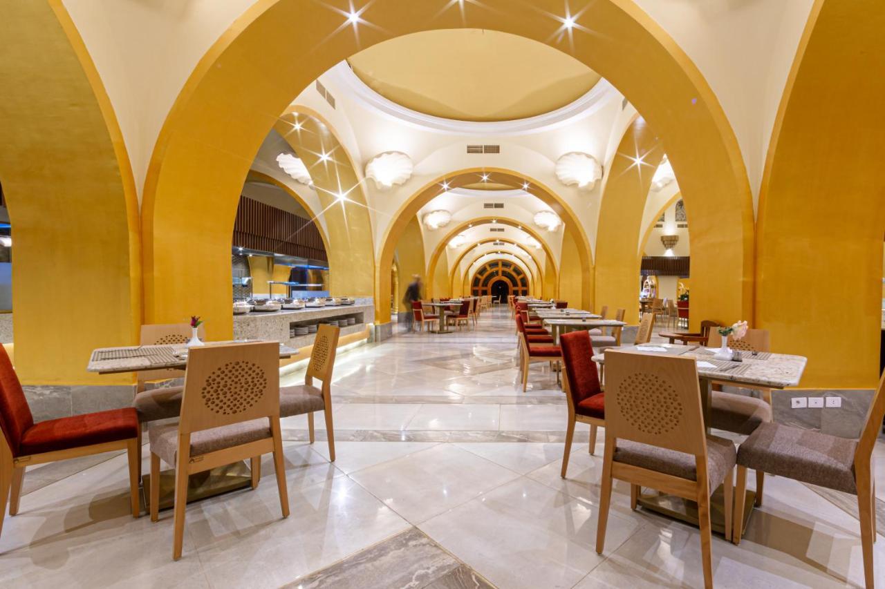 The Grand Resort Hurgada Dış mekan fotoğraf The restaurant