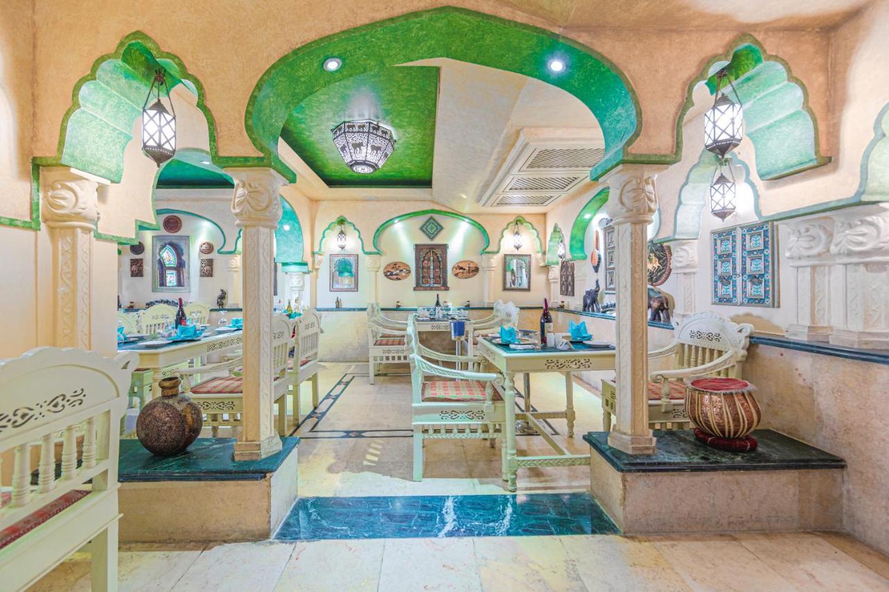 The Grand Resort Hurgada Dış mekan fotoğraf The interior of the restaurant